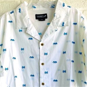 TRUNKS SURF & SWIM CO. SHIRT XL BLUE CRAB PRINT BUTTON FRONT NAUTICAL CAMP WHITE